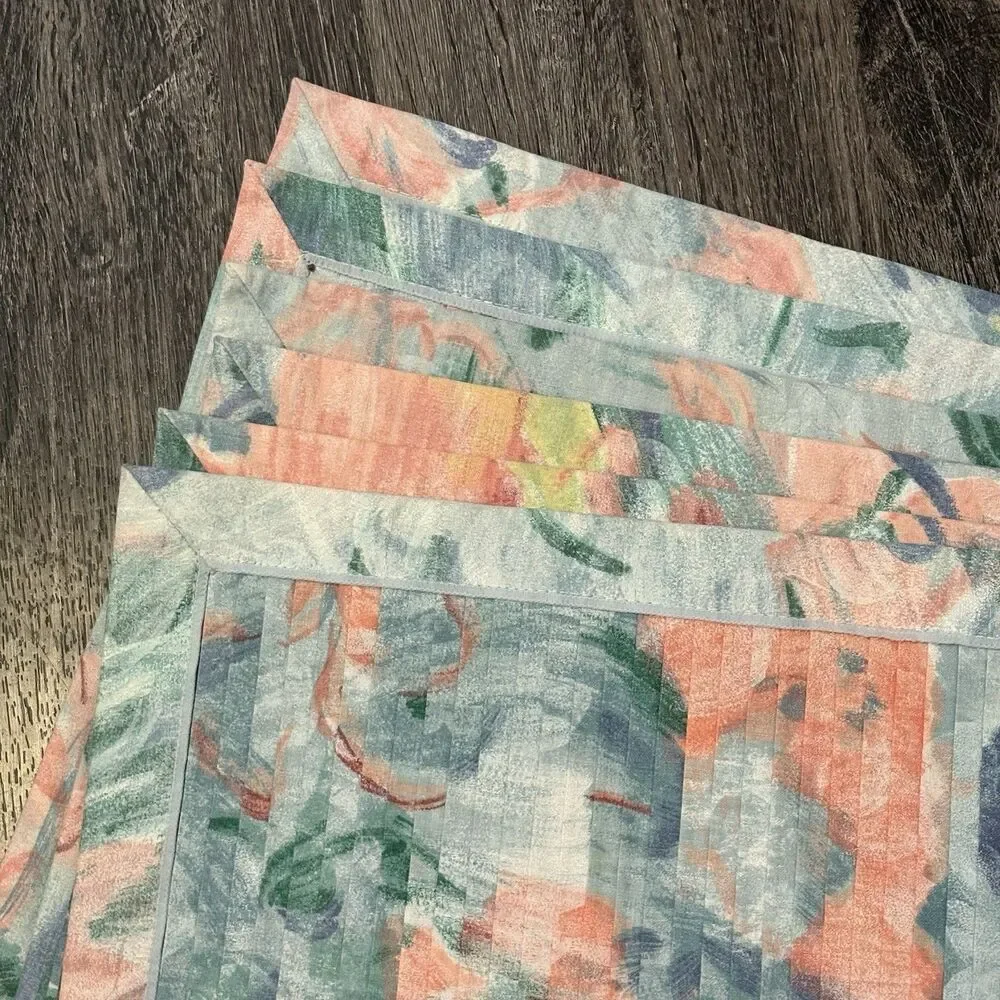 Vintage Pastel Floral Pleated Placemats 80s 90s Decor Cottage Core Shabby Chic